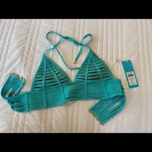Beach Bunny Bikini Top - Size XL - Brand New